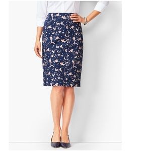 TALBOTS FLORAL PENCIL SKIRT